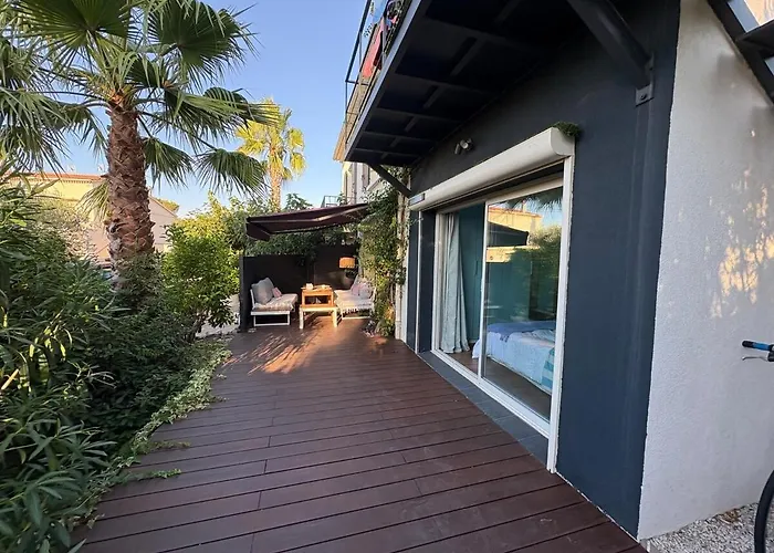 Noosa Casa Saint-Raphaël