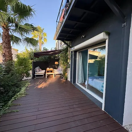 Noosa Casa Saint-Raphaël